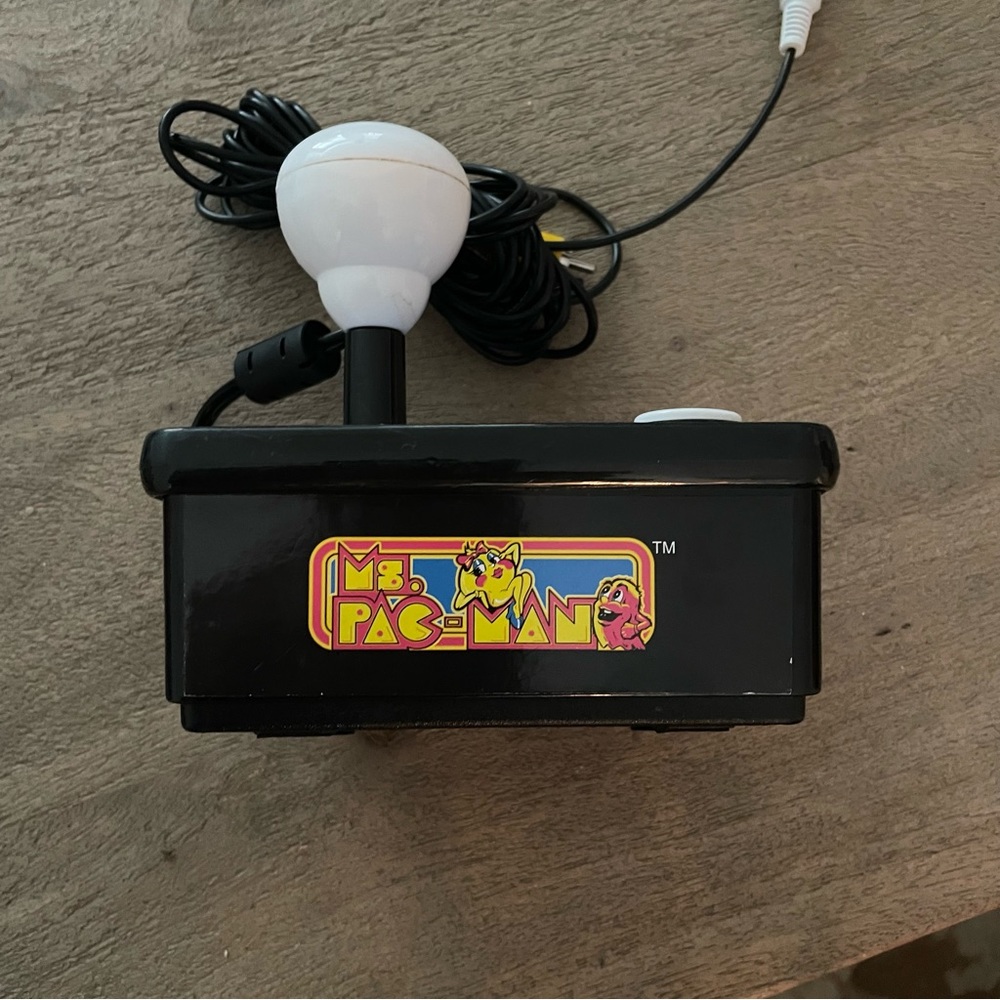 Ms Pac-Man TV video game (3 AA batteries not included)